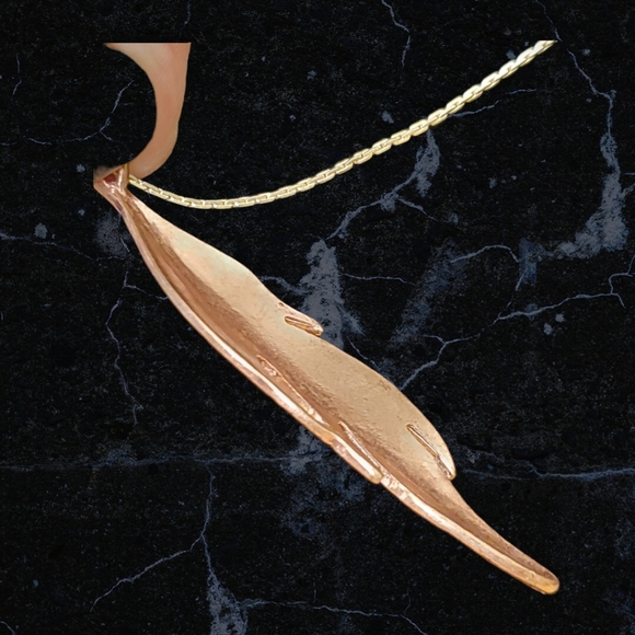 Native Am Thunderbird/Feather/Whip Charm Necklace - Picture 6 of 16